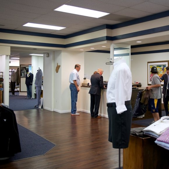 GARRISON PARK MEN'S VINTAGE PURE WOOL NAVY BLUE BLAZER W/GOLD BUTTON ACCENTS - Picture 7 of 17